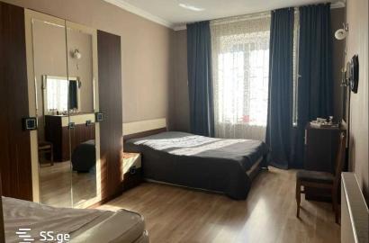 იყიდება ახალი გარემონტებული 3 ოთახიანი ბინა