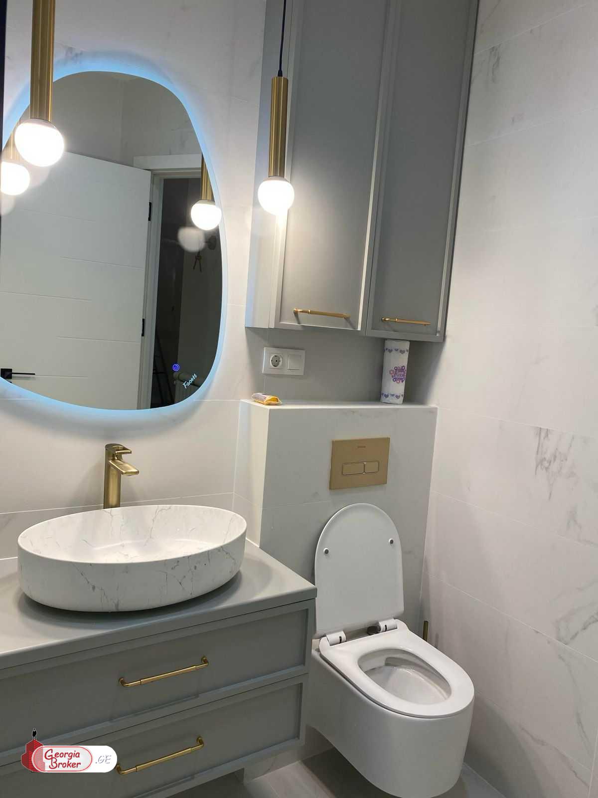 იყიდება ახალი გარემონტებული 3 ოთახიანი ბინა