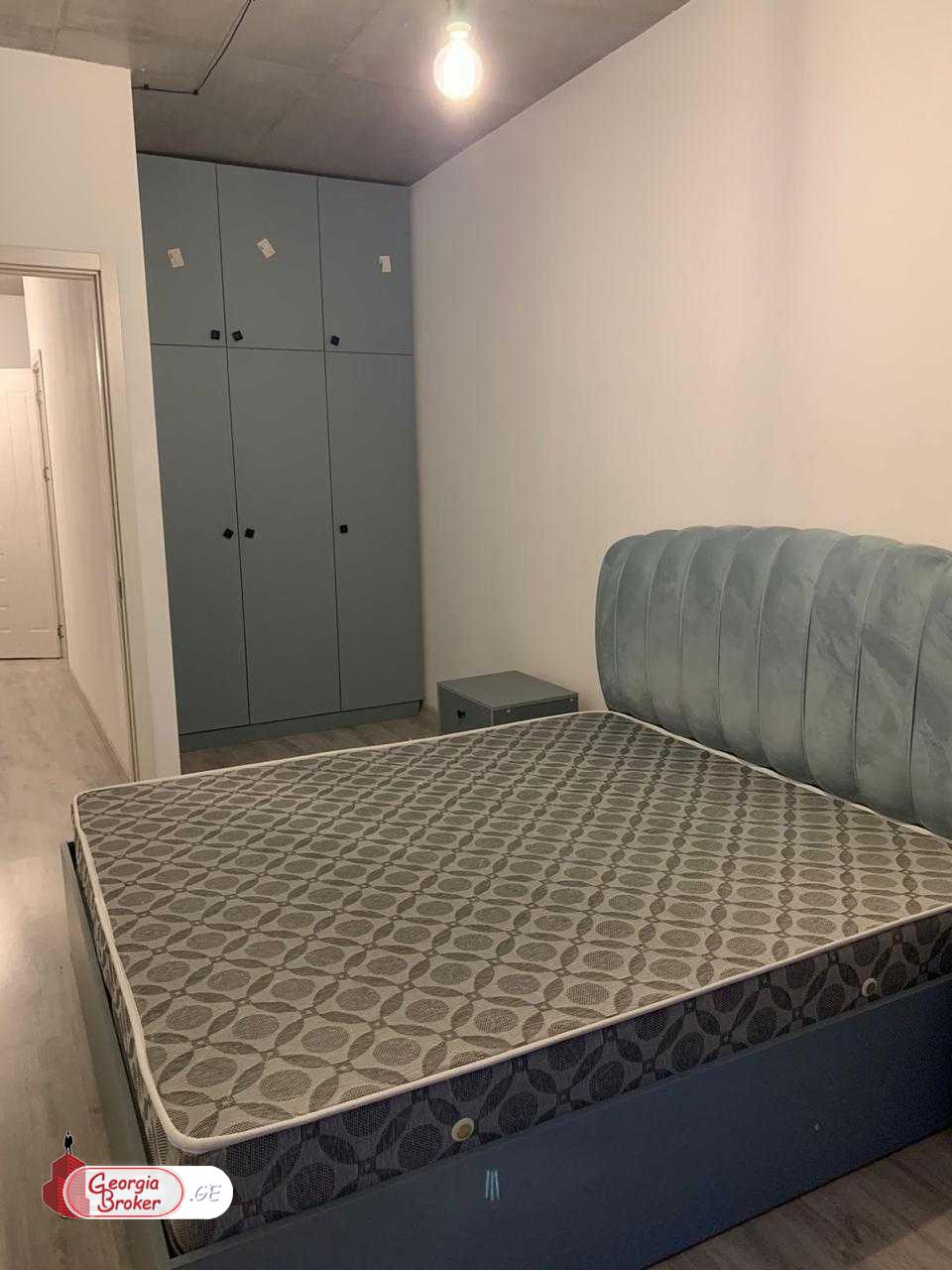 იყიდება ახალი გარემონტებული 2 ოთახიანი ბინა