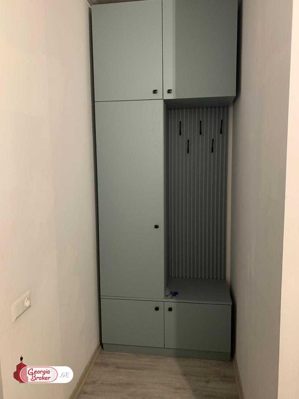 იყიდება ახალი გარემონტებული 2 ოთახიანი ბინა