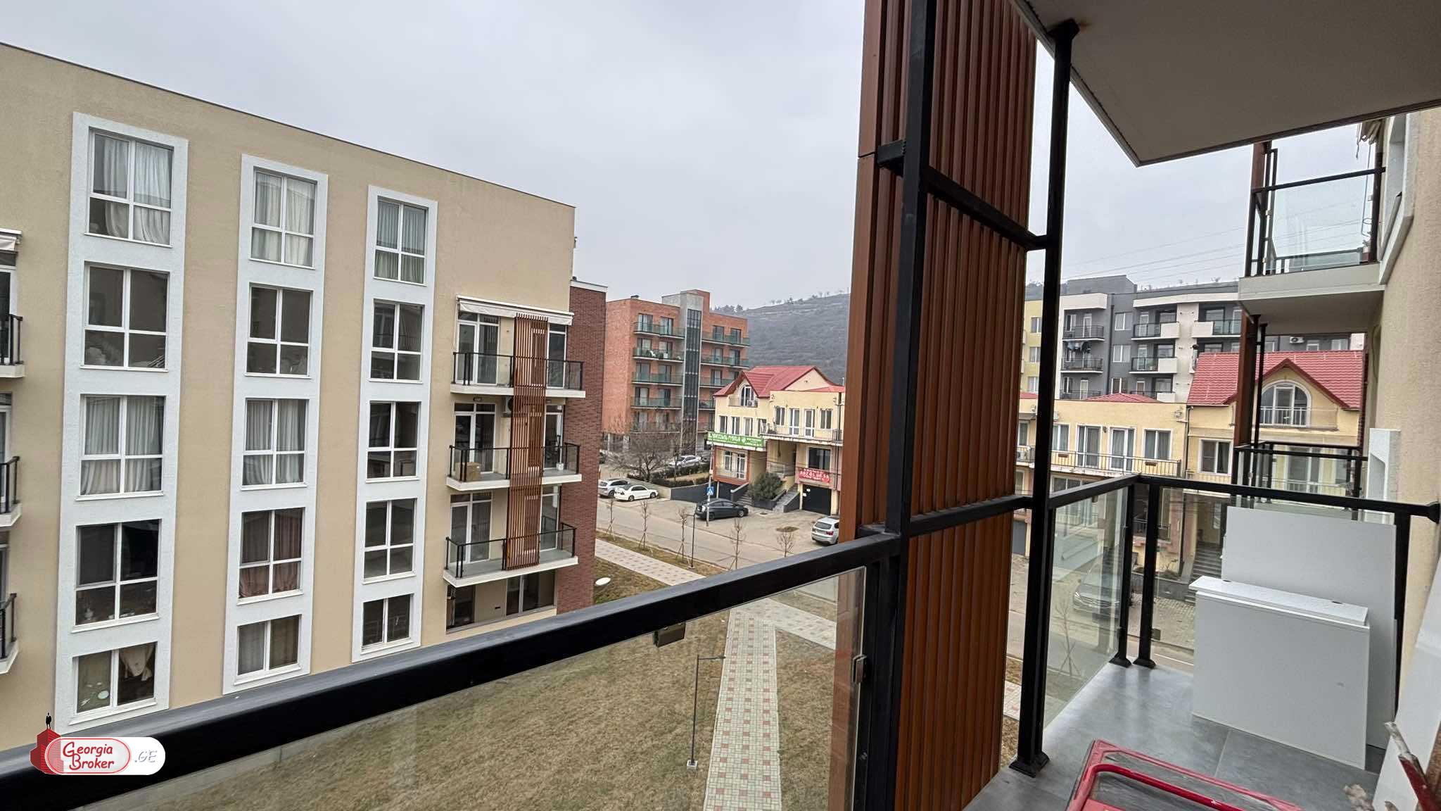 nearly repaired 2-room apartment for sale