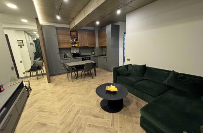 იყიდება ახალი გარემონტებული 2 ოთახიანი ბინა