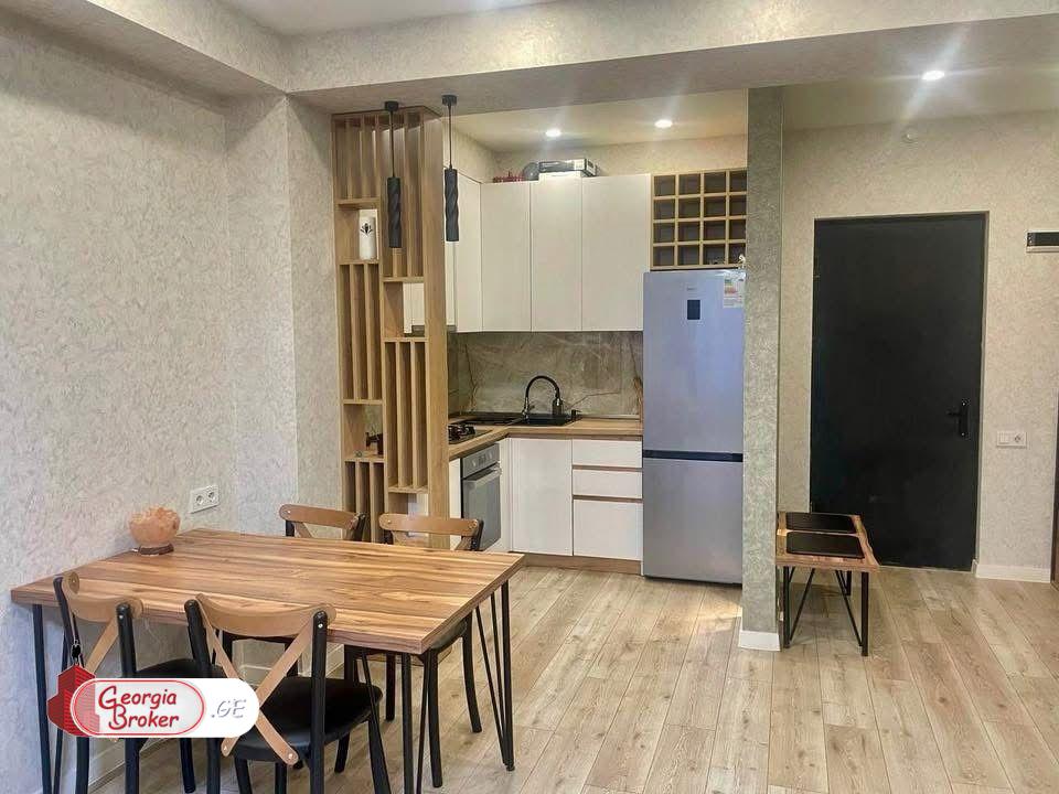 продается квартира с новым ремонтом 2-комнаты