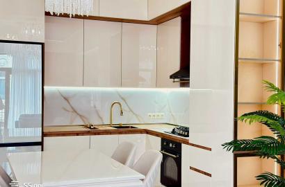 იყიდება ახალი გარემონტებული 4 ოთახიანი ბინა