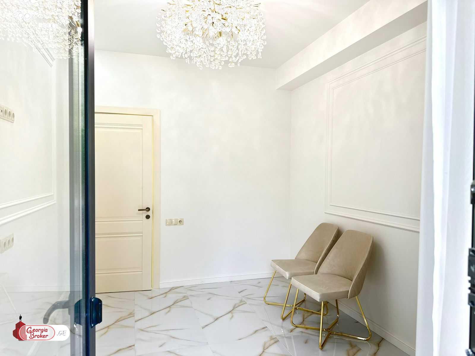 იყიდება ახალი გარემონტებული 4 ოთახიანი ბინა