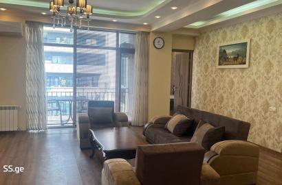 იყიდება ახალი გარემონტებული 2 ოთახიანი ბინა