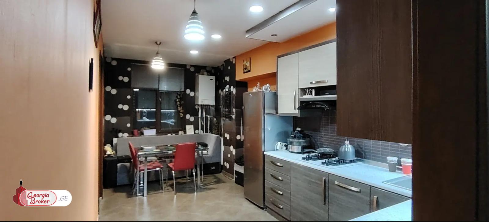 იყიდება ახალი გარემონტებული 3 ოთახიანი ბინა