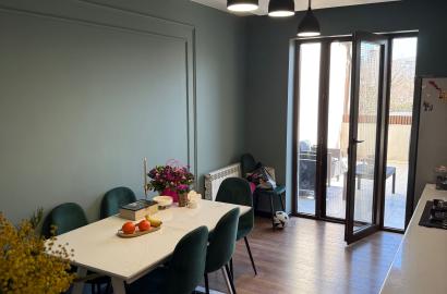 იყიდება ახალი გარემონტებული 3 ოთახიანი ბინა