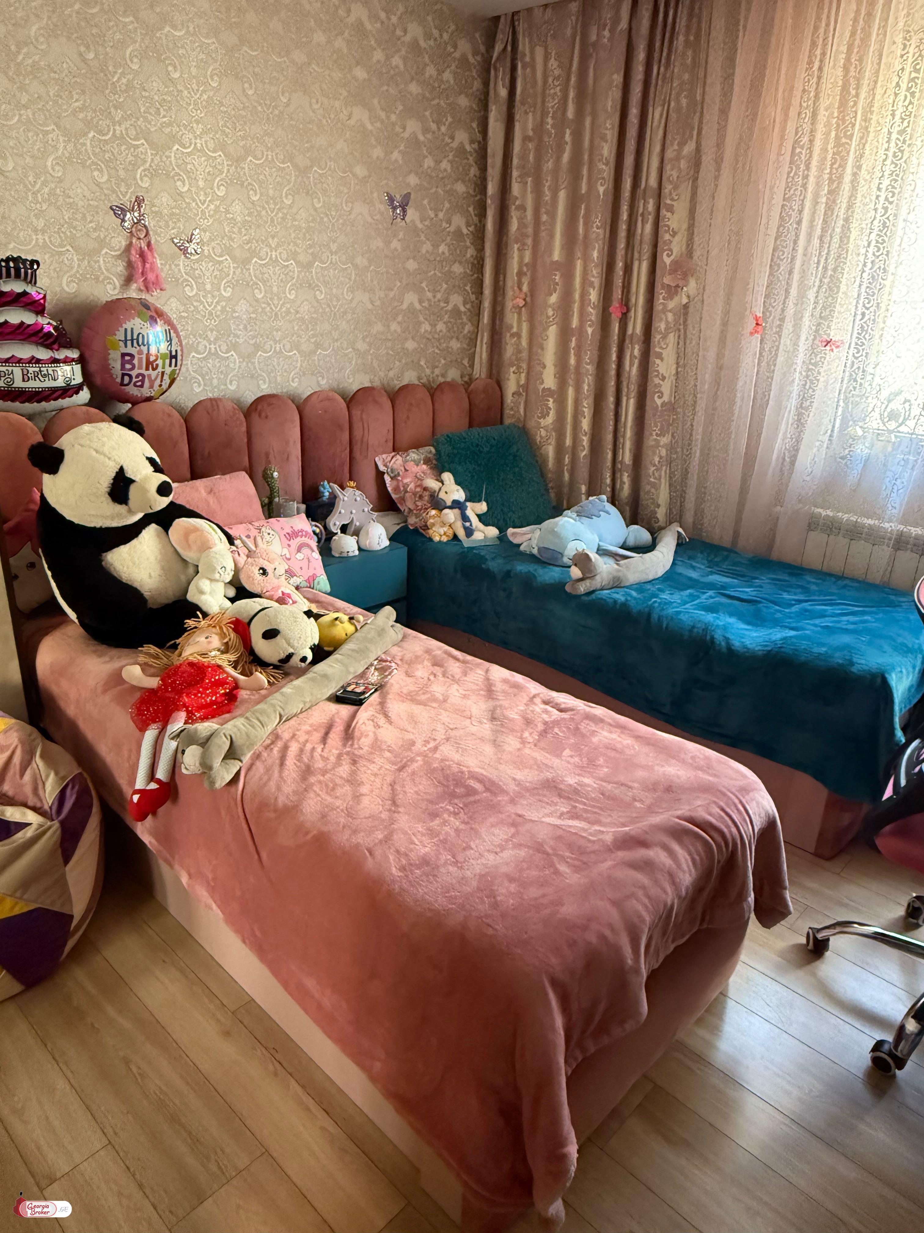 продается квартира с новым ремонтом 3-комнаты