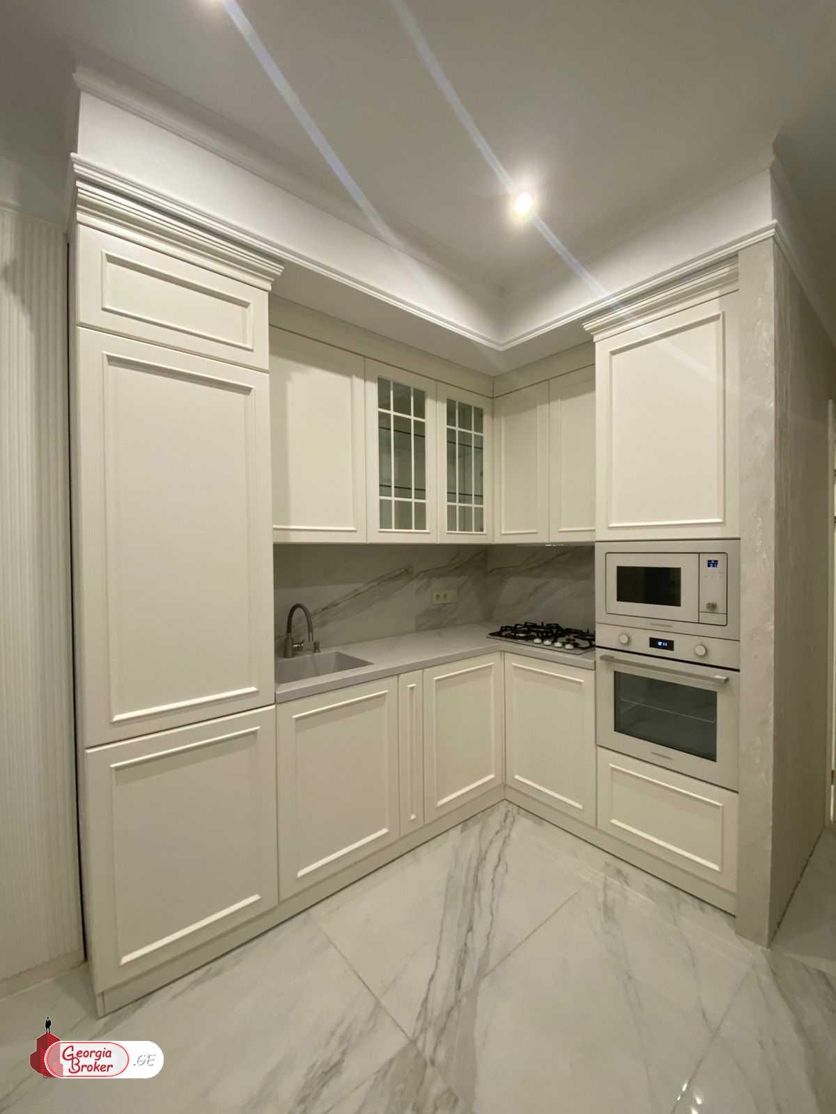 იყიდება ახალი გარემონტებული 3 ოთახიანი ბინა