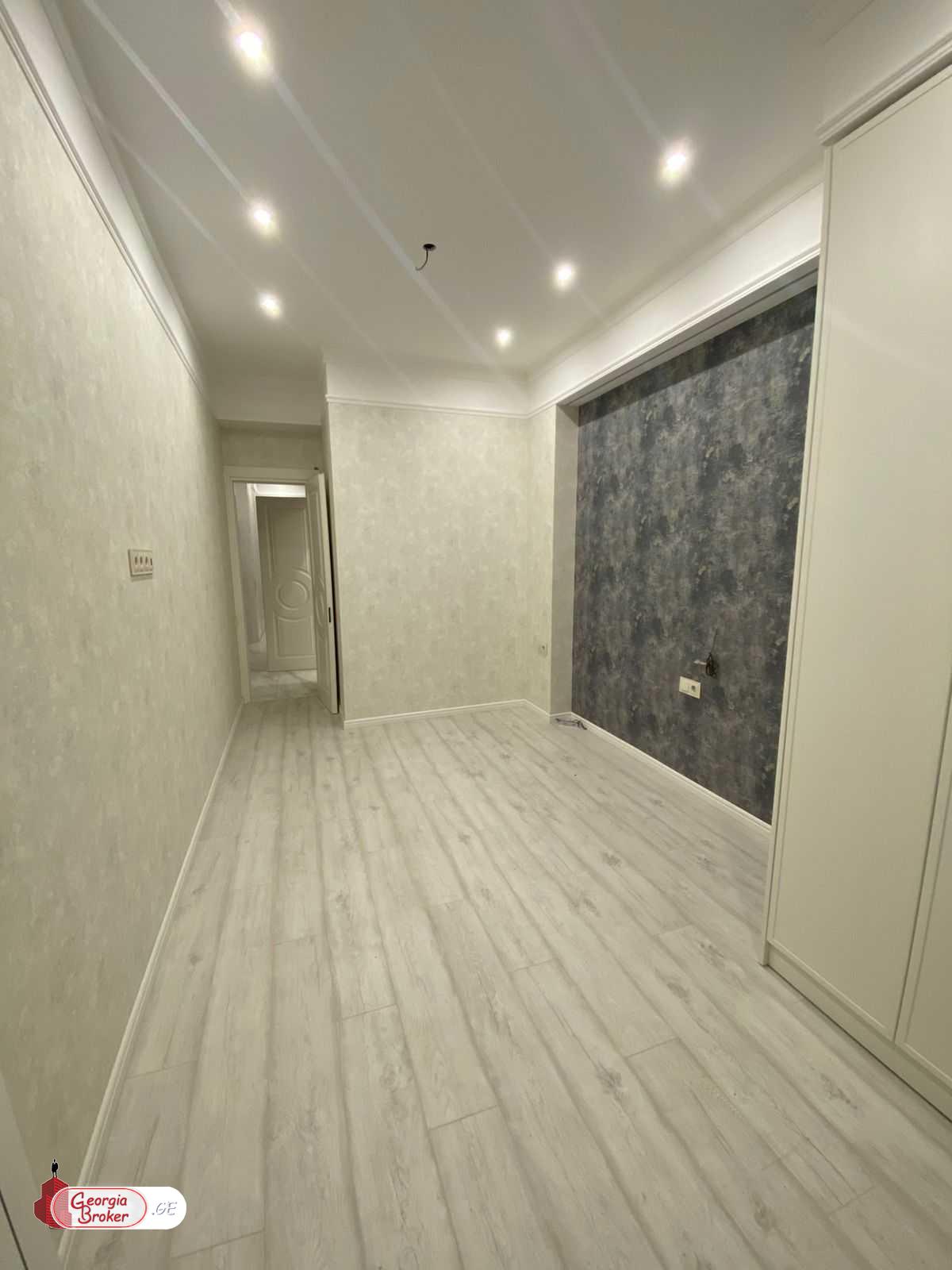 იყიდება ახალი გარემონტებული 3 ოთახიანი ბინა