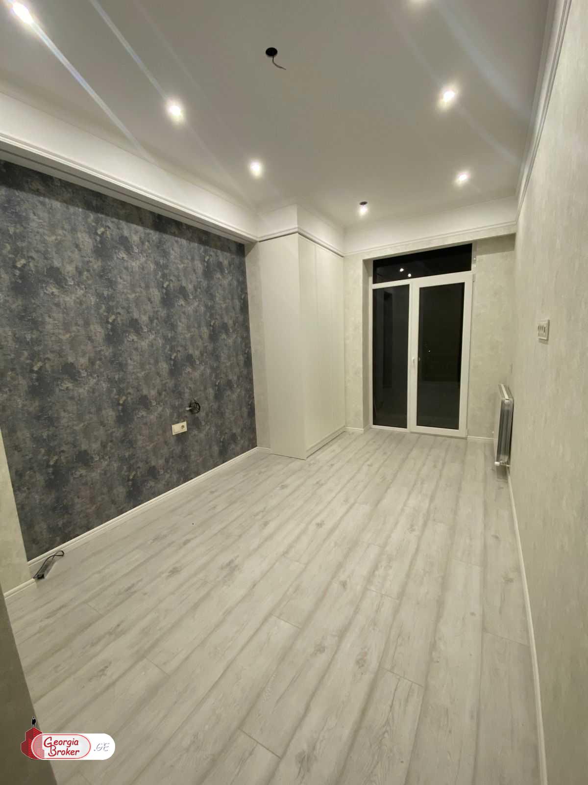 იყიდება ახალი გარემონტებული 3 ოთახიანი ბინა