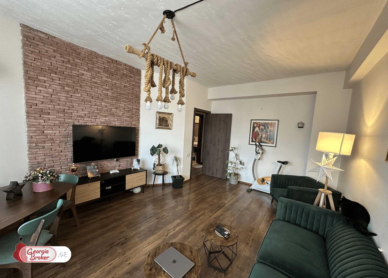 იყიდება ახალი გარემონტებული 3 ოთახიანი ბინა