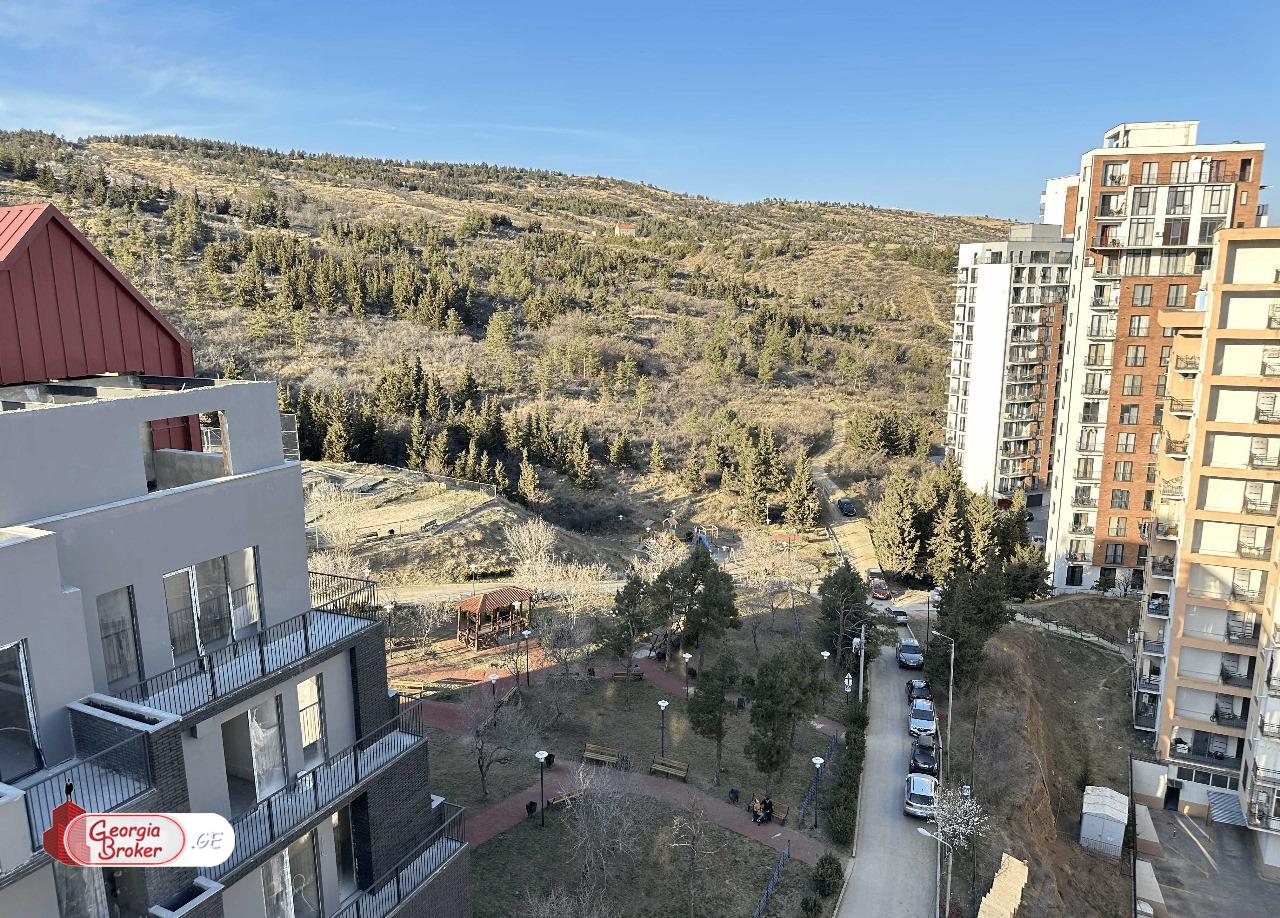 იყიდება ახალი გარემონტებული 3 ოთახიანი ბინა