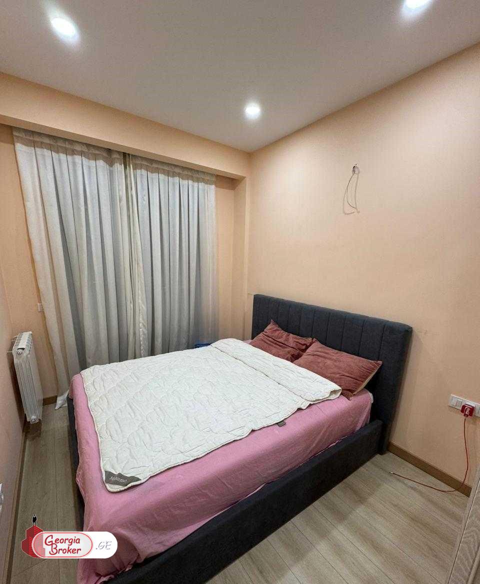 nearly repaired 3-room apartment for sale