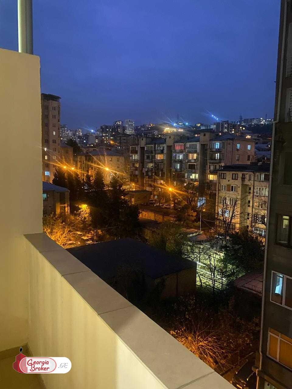 იყიდება ახალი გარემონტებული 3 ოთახიანი ბინა