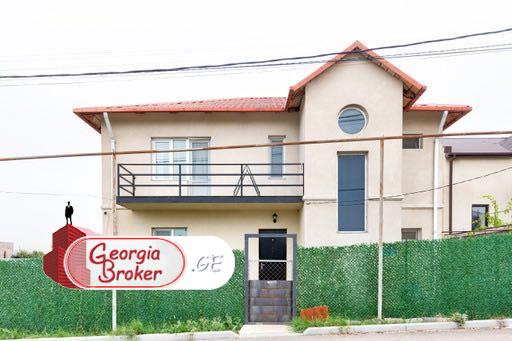 nearly repaired 7-room house for sale