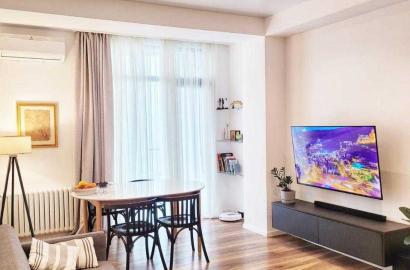 იყიდება ახალი გარემონტებული 4 ოთახიანი ბინა