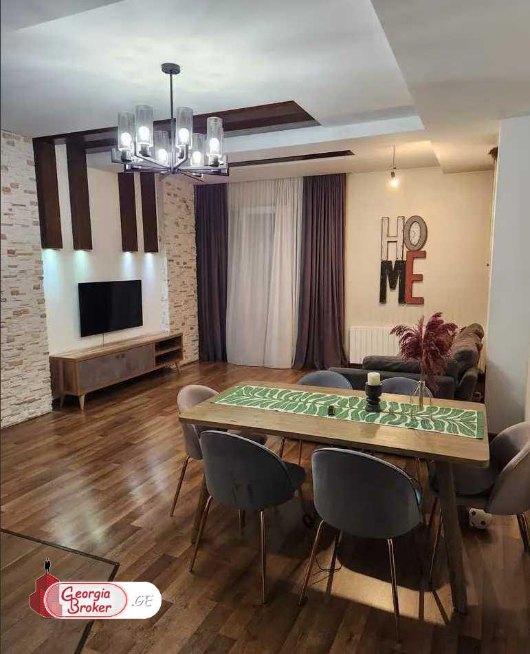 იყიდება ახალი გარემონტებული 4 ოთახიანი ბინა