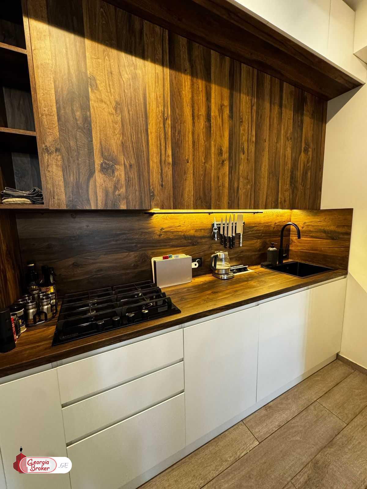 nearly repaired 3-room apartment for sale