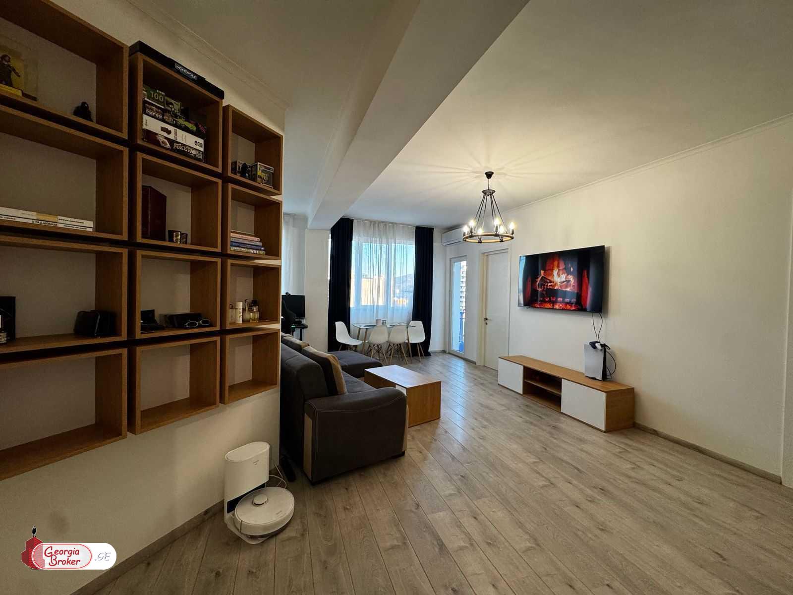 nearly repaired 3-room apartment for sale