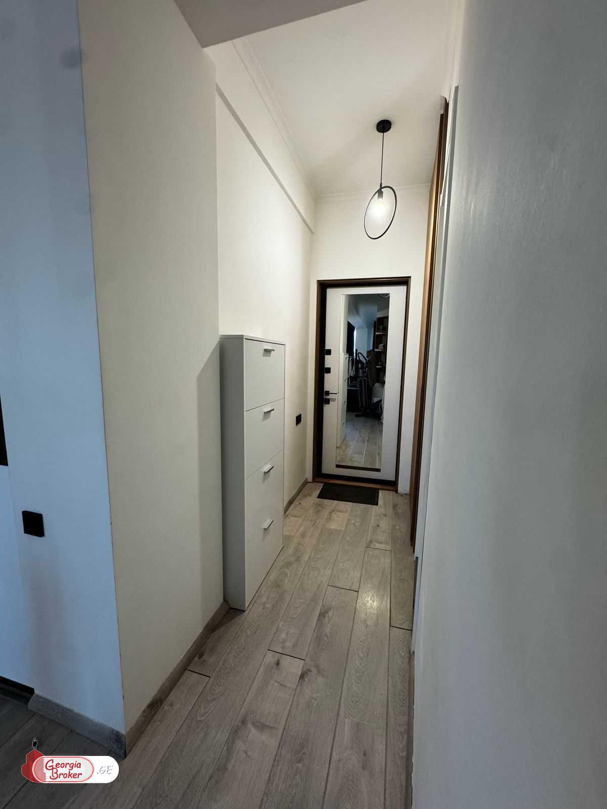 nearly repaired 3-room apartment for sale