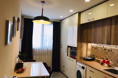 იყიდება ახალი გარემონტებული 4 ოთახიანი ბინა