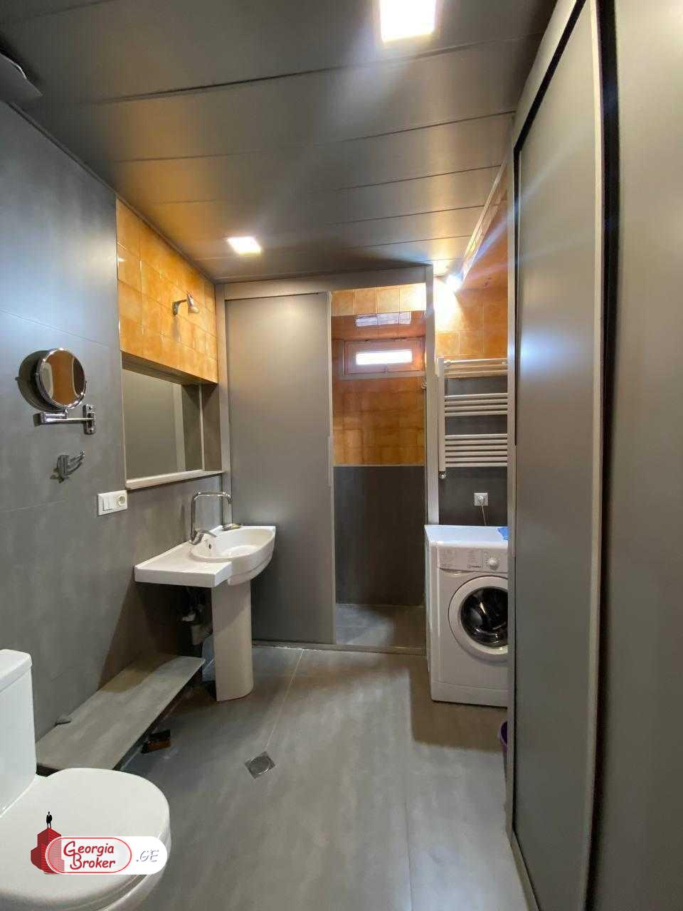 продается дом с новым ремонтом 2-комнаты