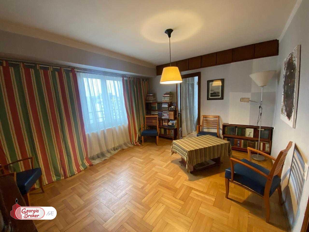 იყიდება ახალი გარემონტებული 2 ოთახიანი ბინა