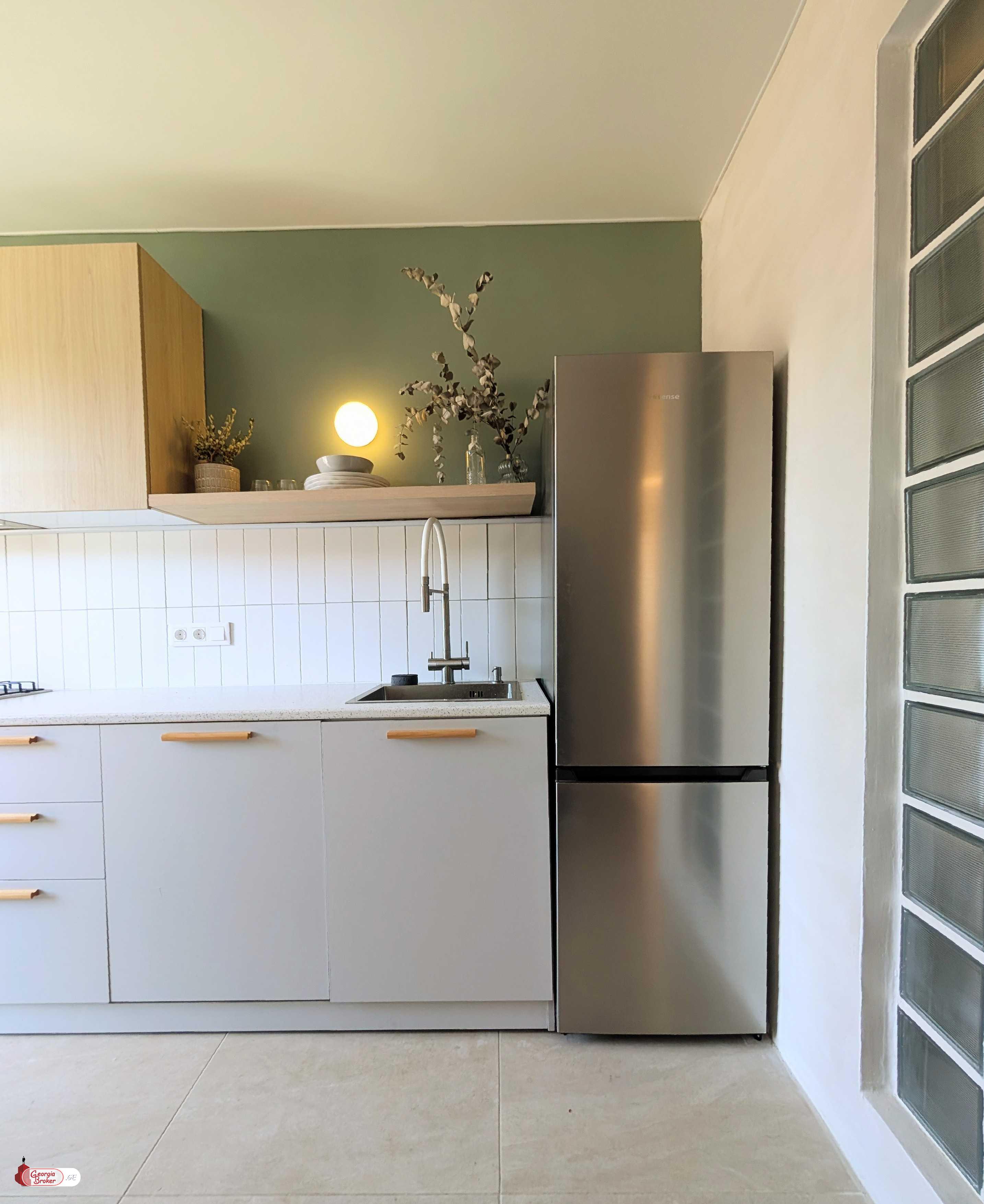 იყიდება ახალი გარემონტებული 2 ოთახიანი ბინა