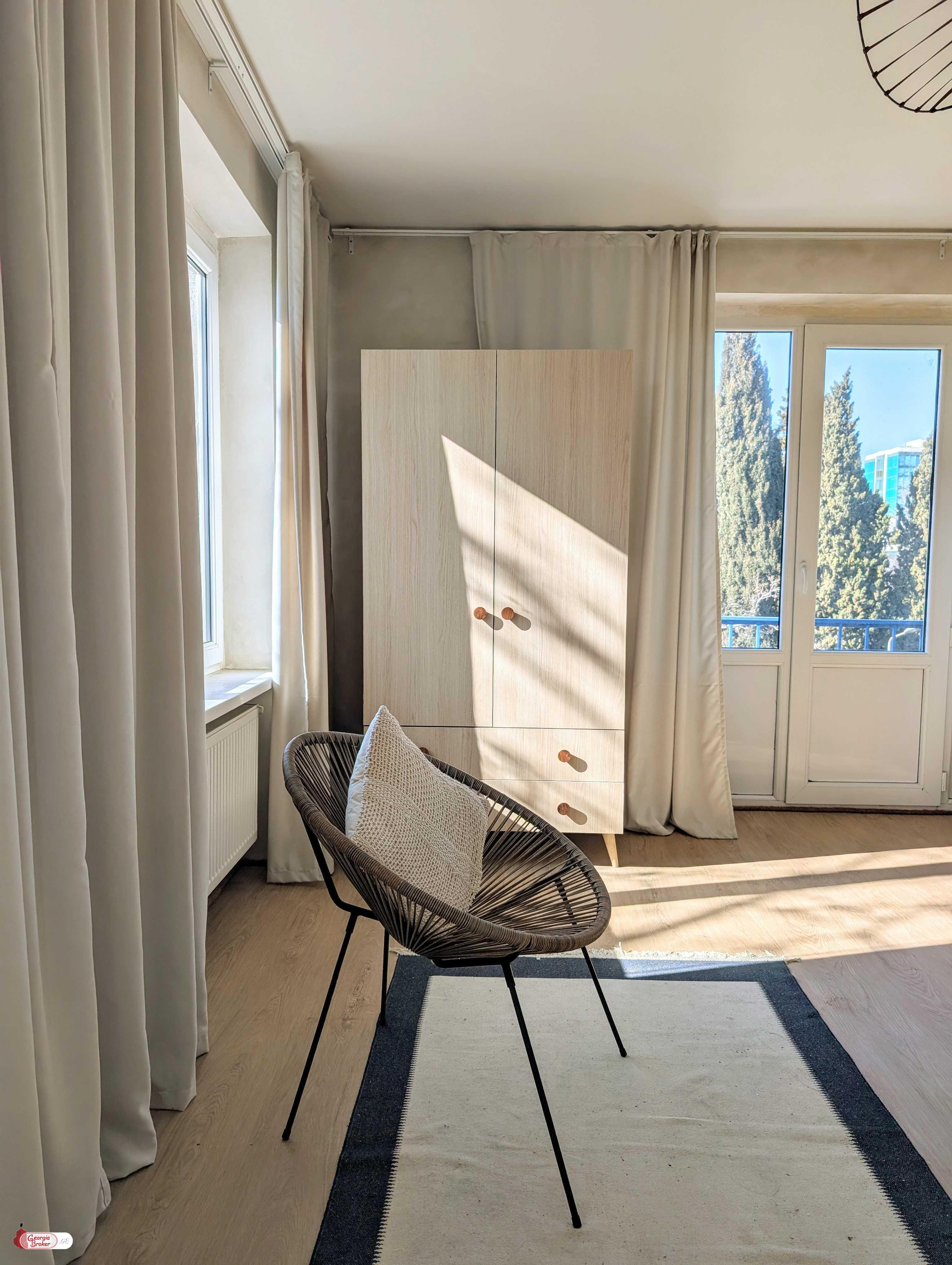 იყიდება ახალი გარემონტებული 2 ოთახიანი ბინა