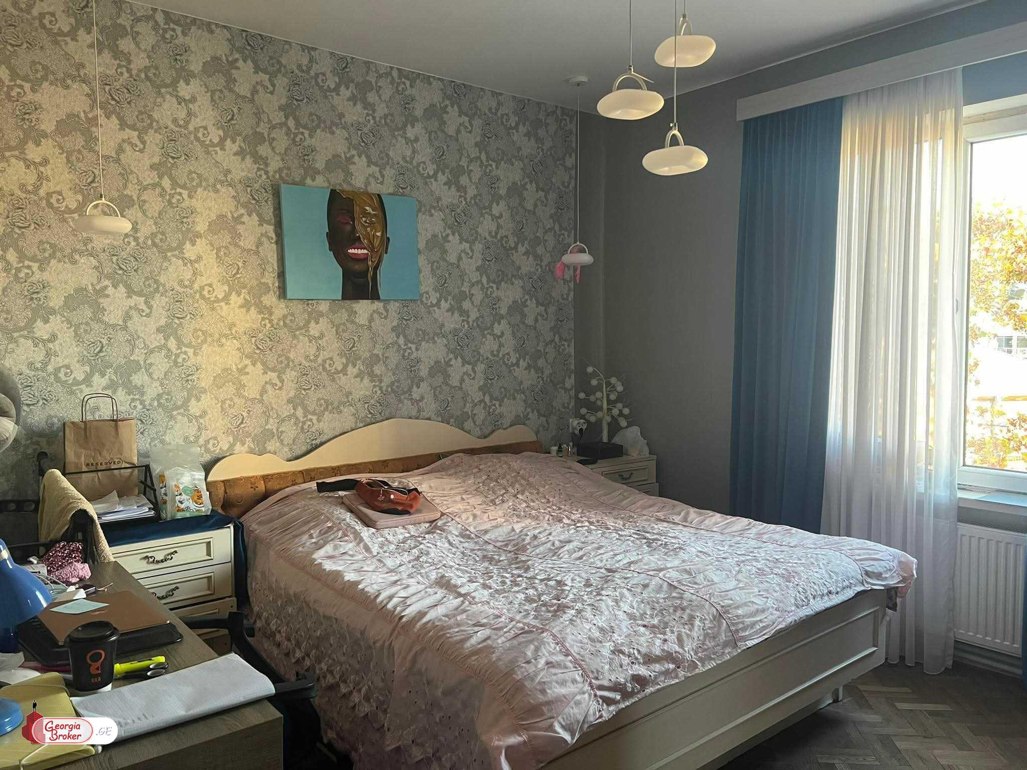 old repaired 5-room apartment for sale