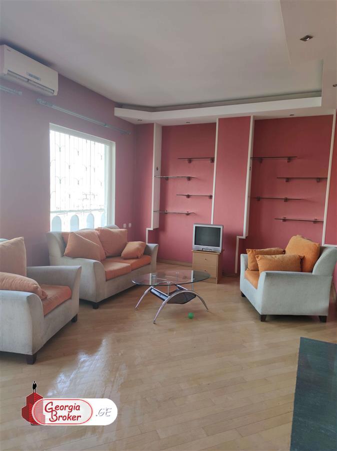 იყიდება ახალი გარემონტებული 3 ოთახიანი ბინა