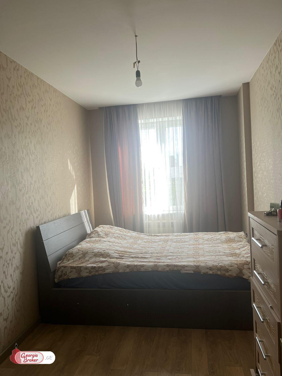 nearly repaired 3-room apartment for sale