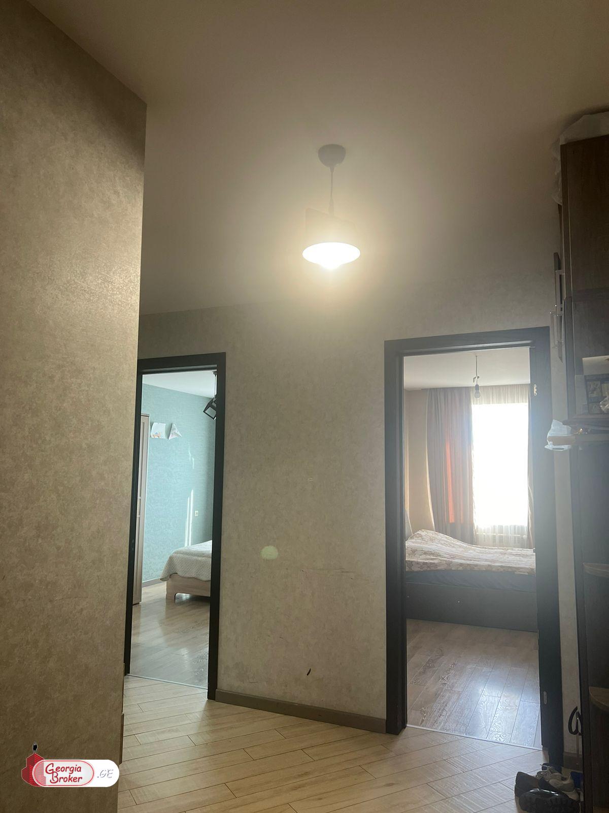 nearly repaired 3-room apartment for sale