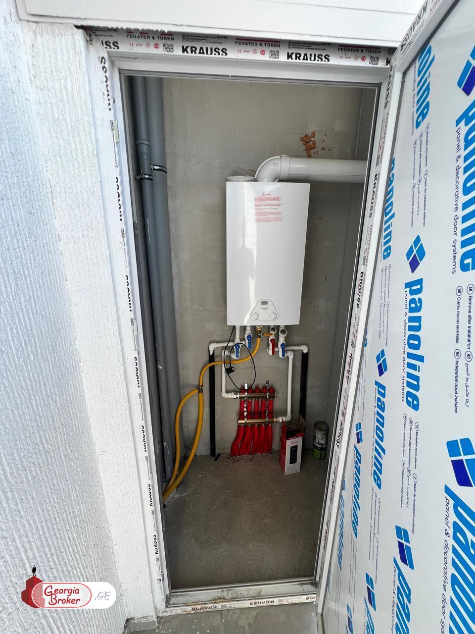 продается квартира с новым ремонтом 3-комнаты