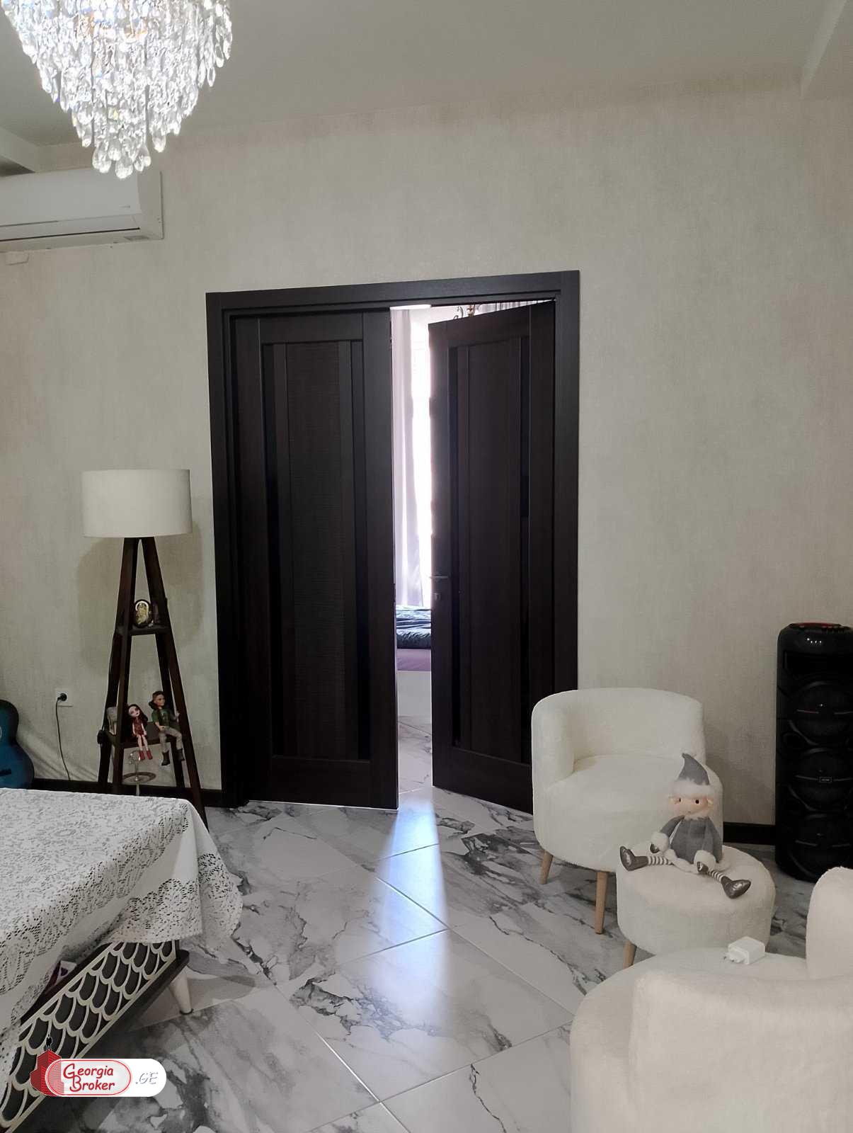 nearly repaired 4-room apartment for sale