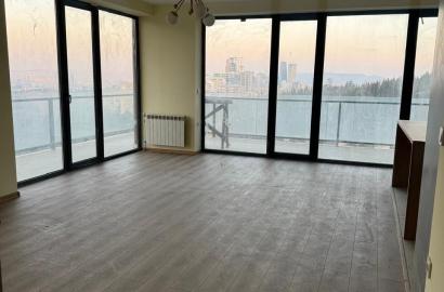 იყიდება ახალი გარემონტებული 4 ოთახიანი ბინა