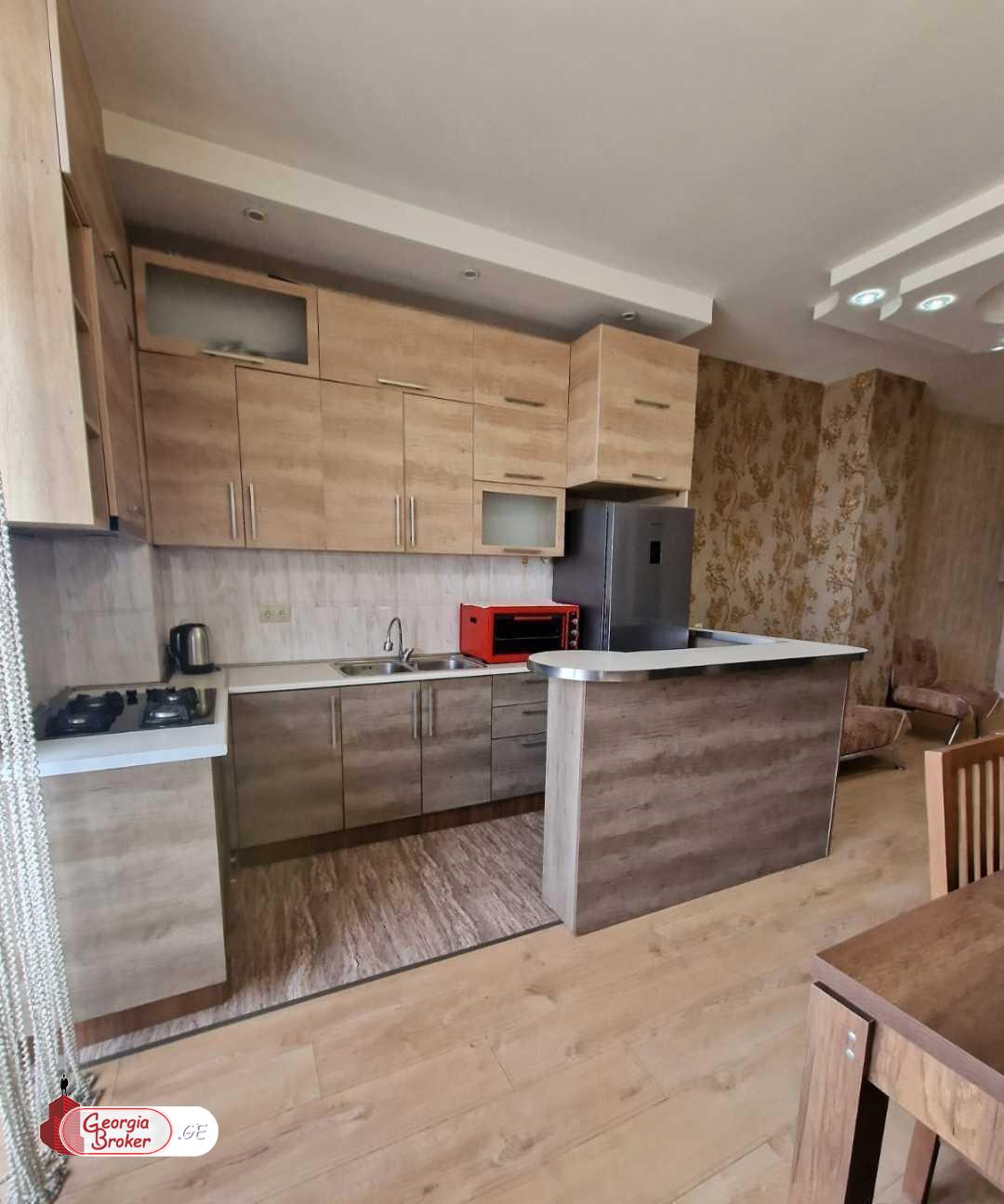 იყიდება ახალი გარემონტებული 3 ოთახიანი ბინა