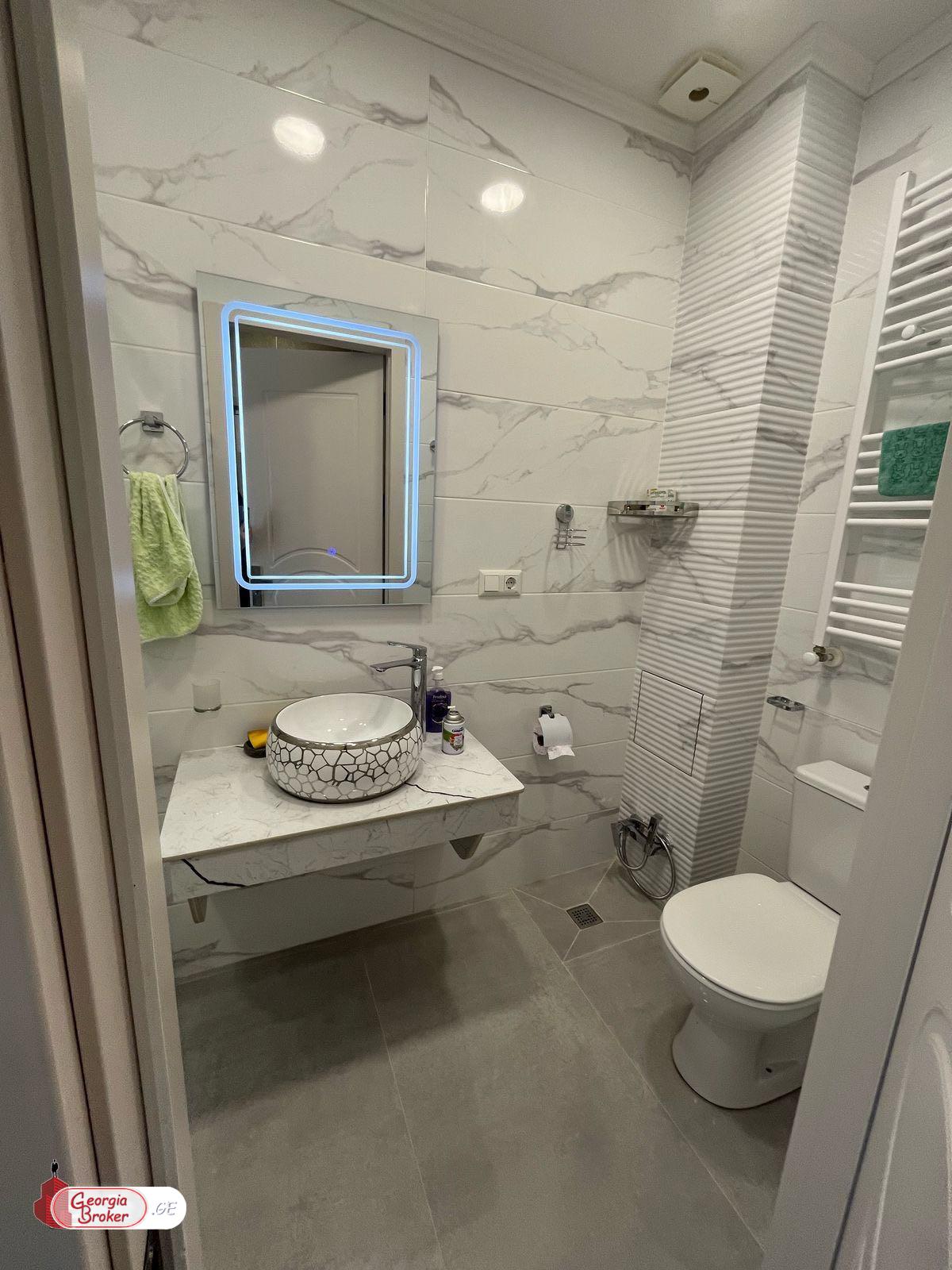 продается квартира с новым ремонтом 2-комнаты