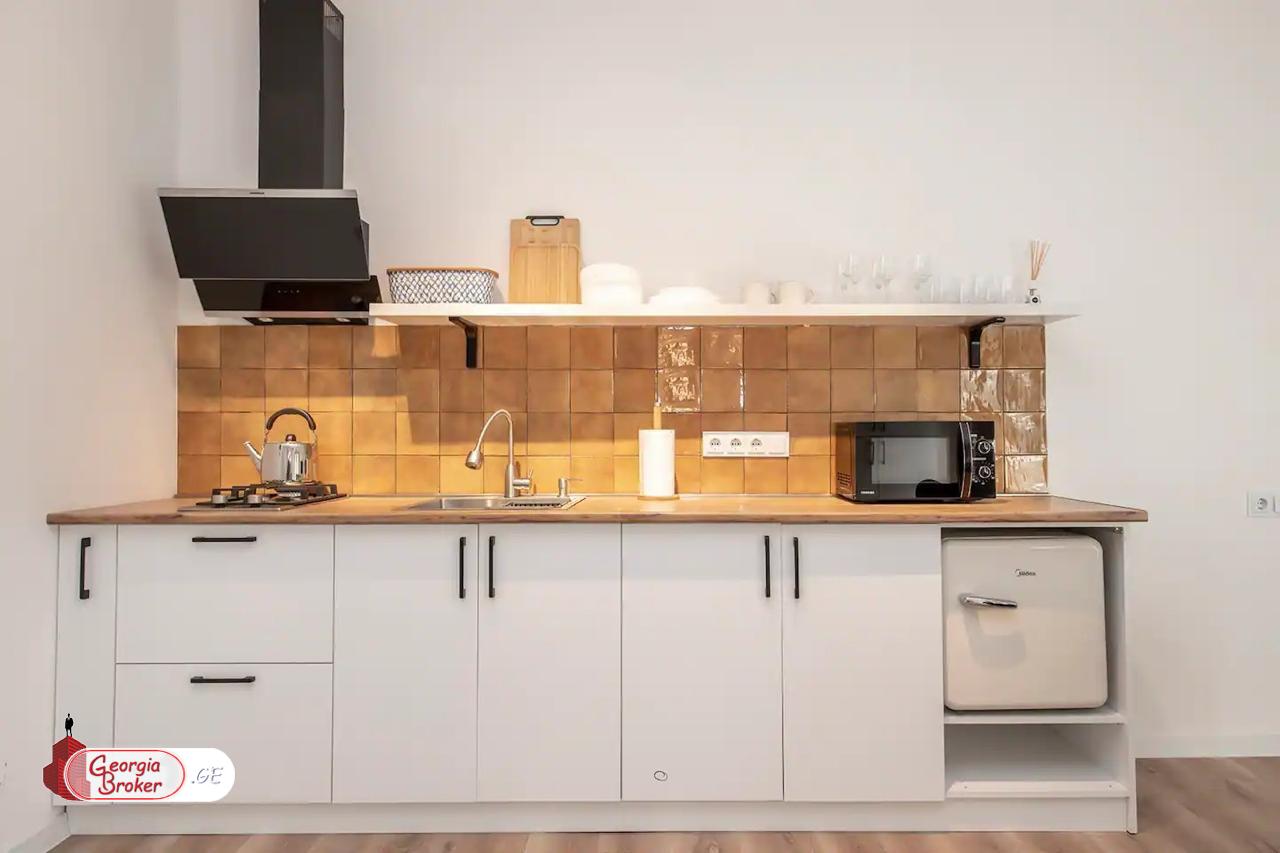 იყიდება ახალი გარემონტებული 2 ოთახიანი ბინა