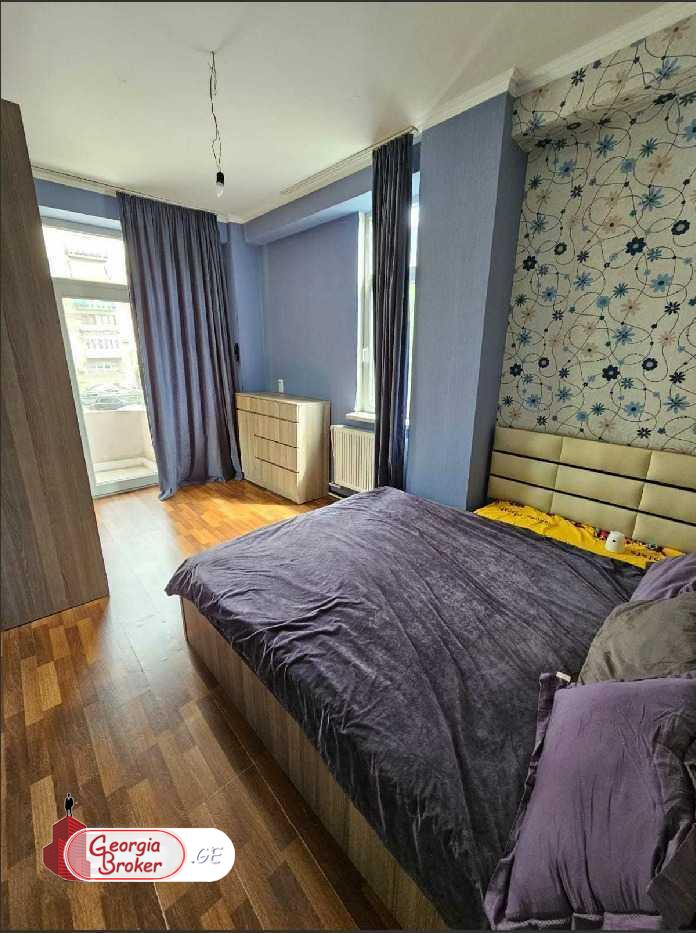 nearly repaired 2-room apartment for sale