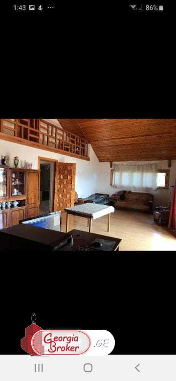 იყიდება ძველი გარემონტებული 6 ოთახიანი სახლი