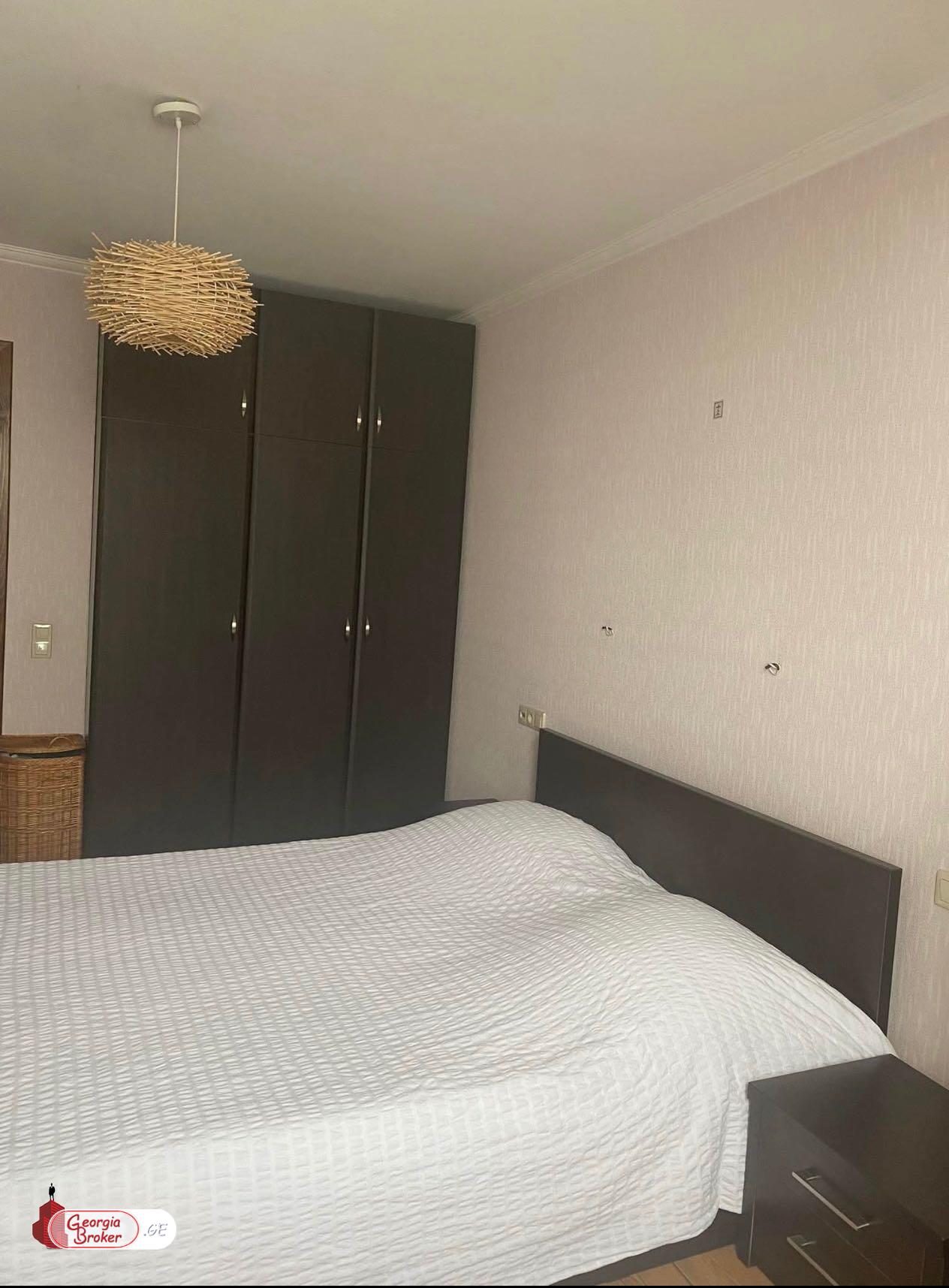 продается квартира с новым ремонтом 2-комнаты