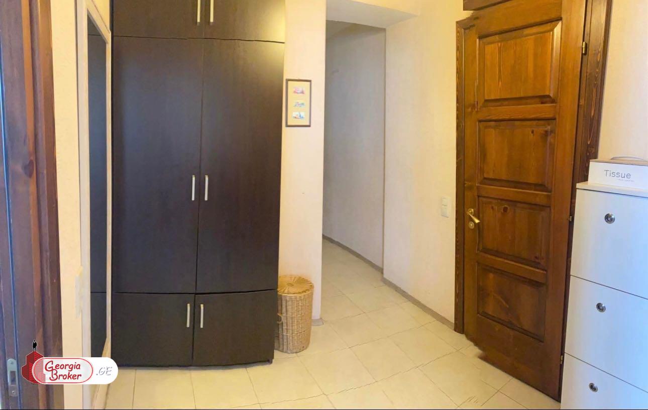 продается квартира с новым ремонтом 2-комнаты