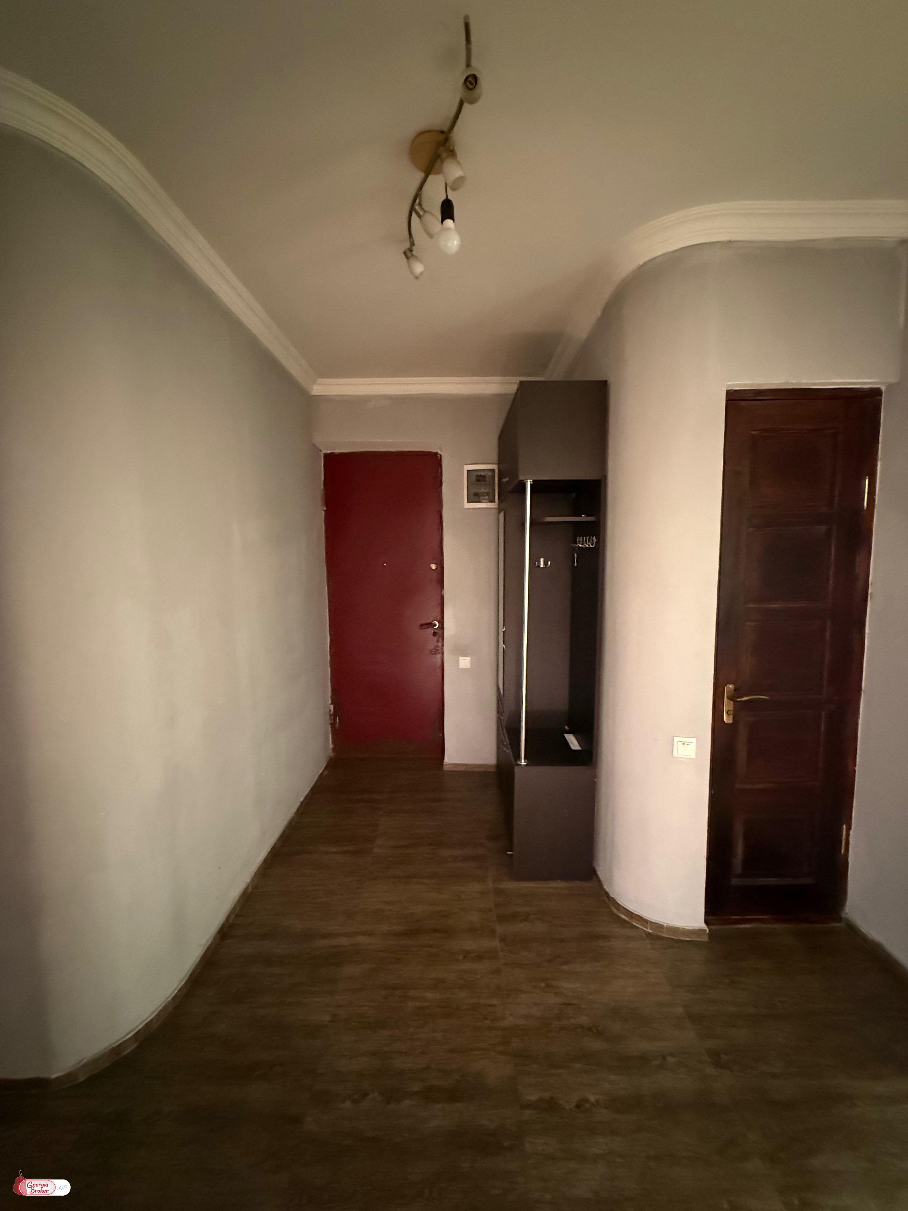 old repaired 4-room apartment for sale