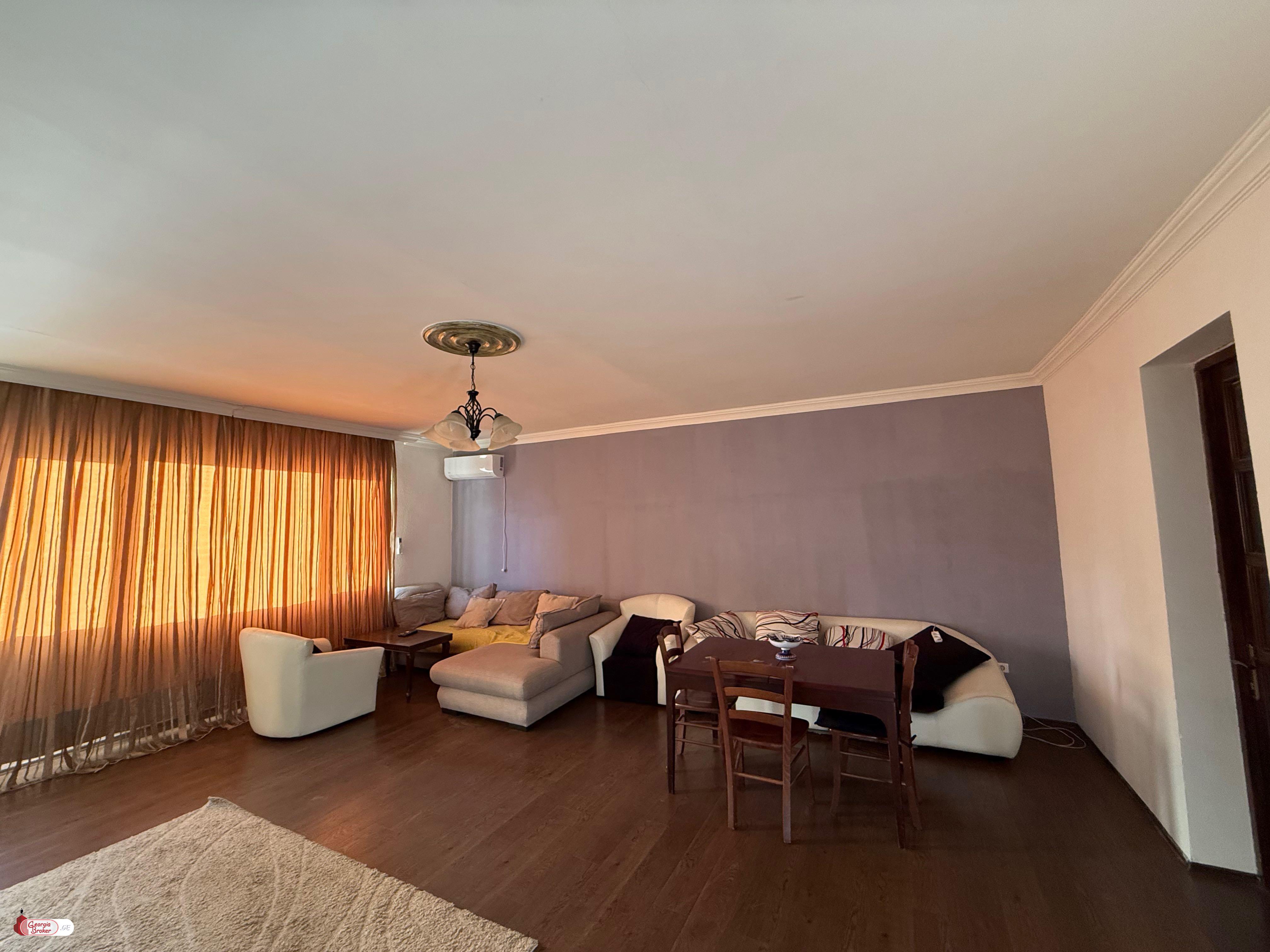 old repaired 4-room apartment for sale