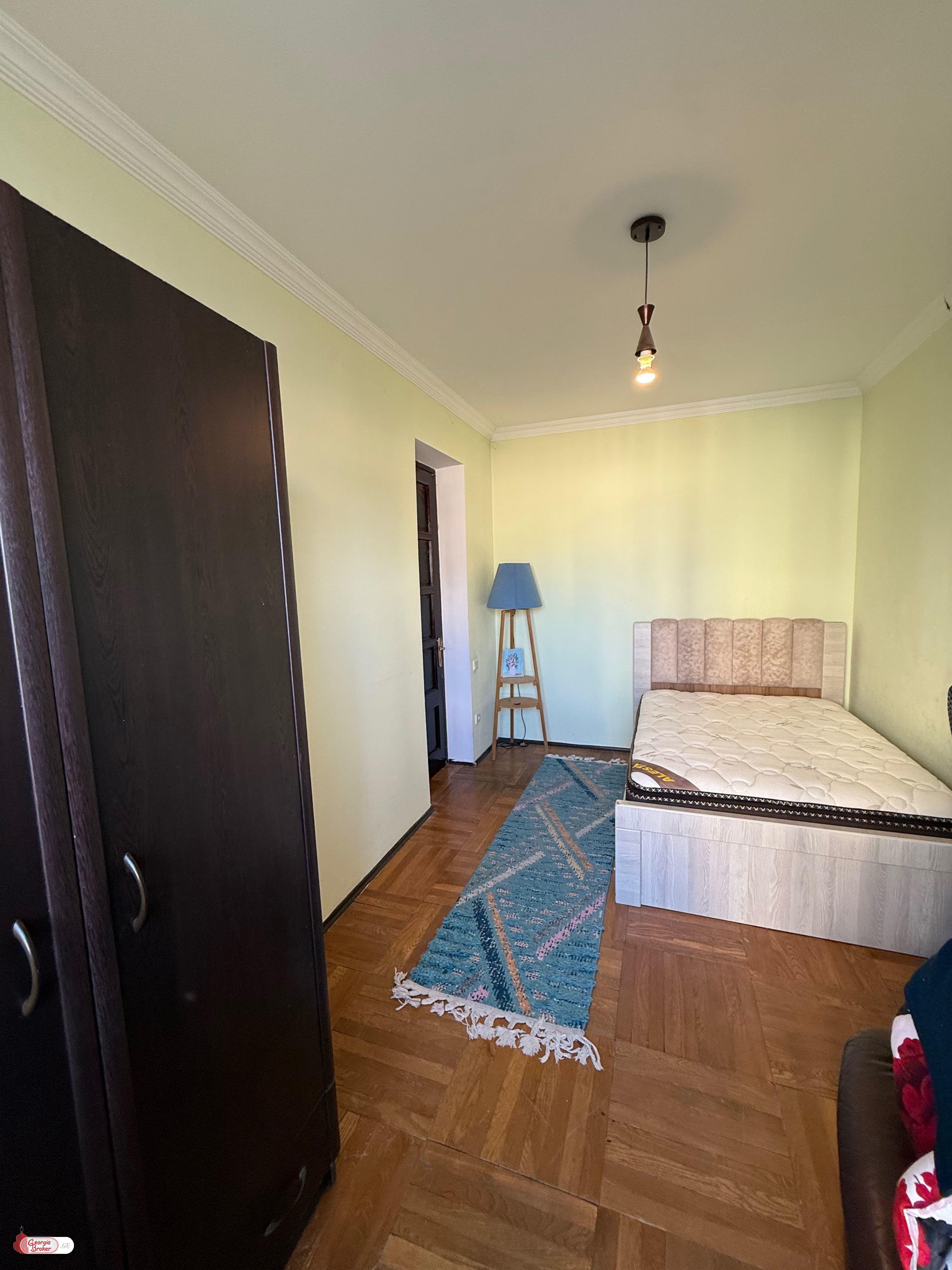 old repaired 4-room apartment for sale