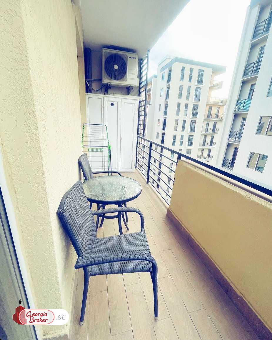 იყიდება ახალი გარემონტებული 3 ოთახიანი ბინა