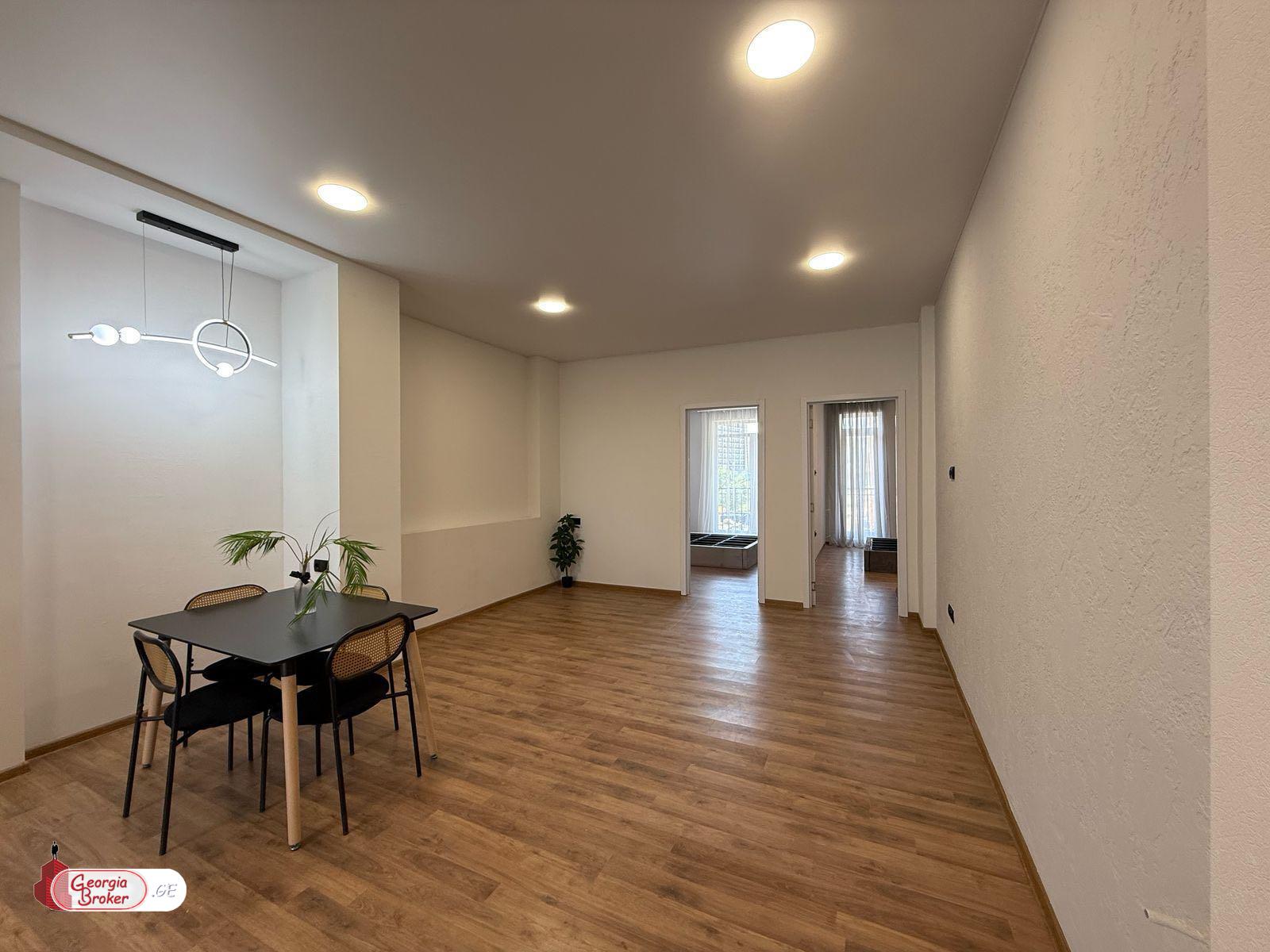 იყიდება ახალი გარემონტებული 3 ოთახიანი ბინა